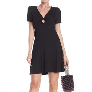 Wild Honey Short sleeve keyhole Black dress